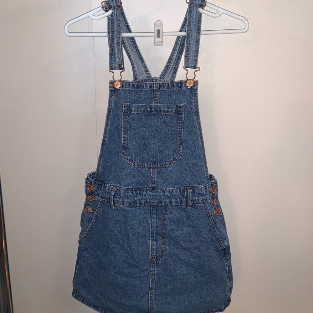 Forever 21 Medium overall skirt